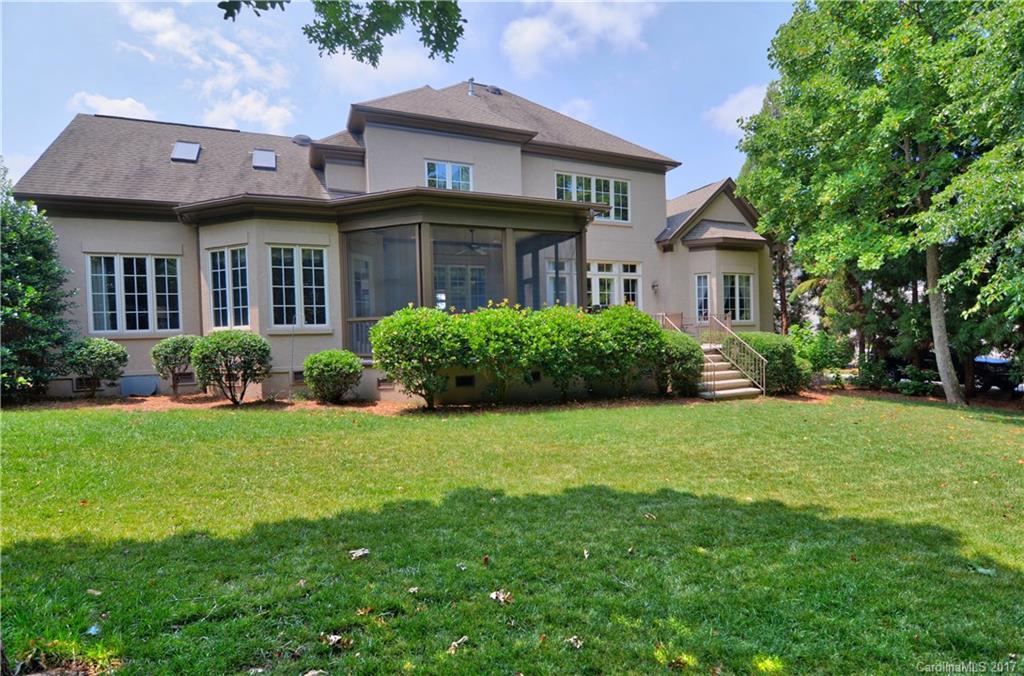 The Peninsula - Residential