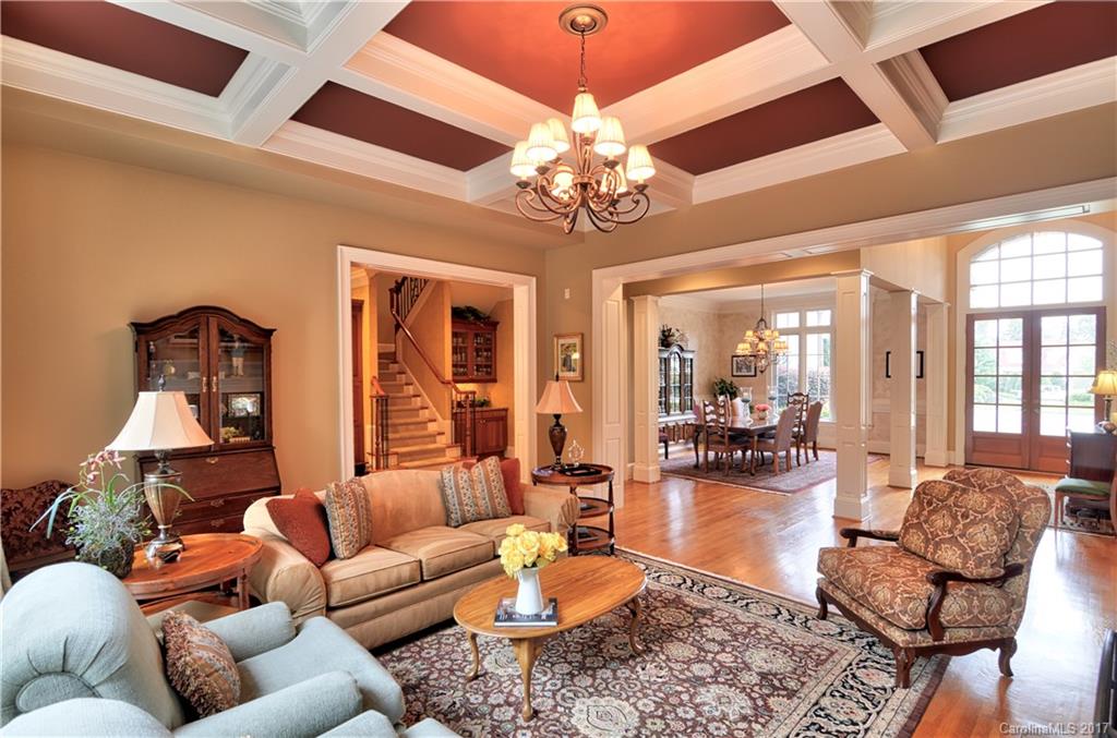 The Peninsula - Residential