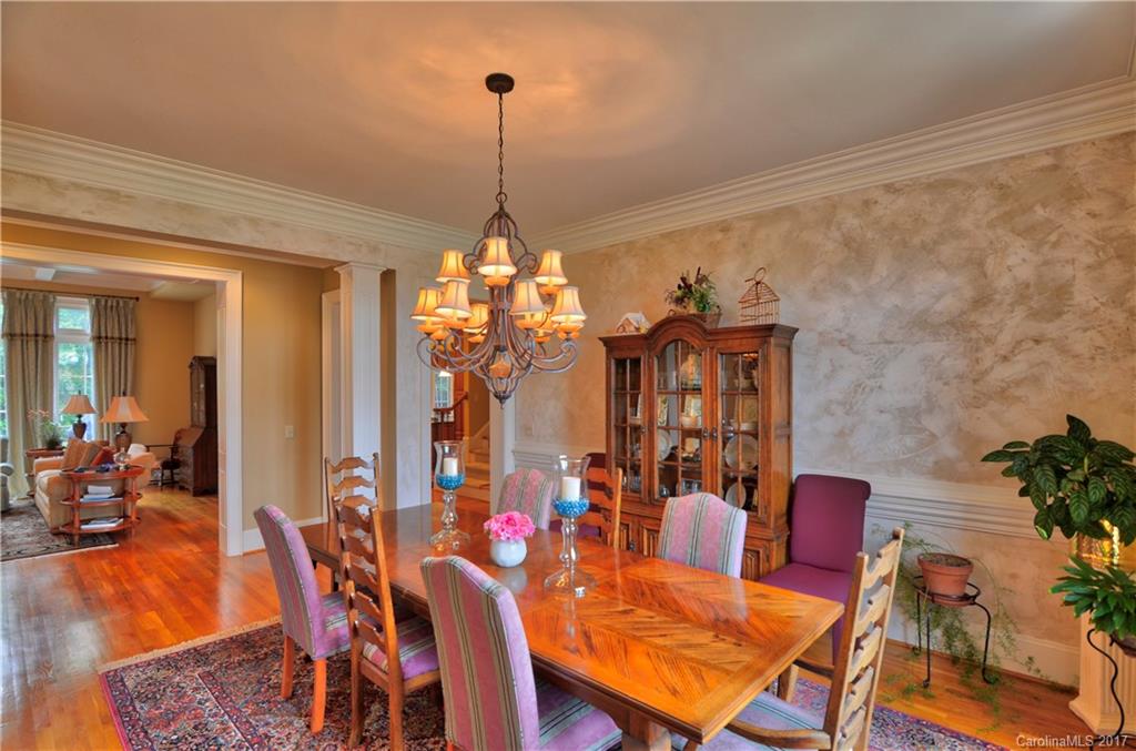 The Peninsula - Residential