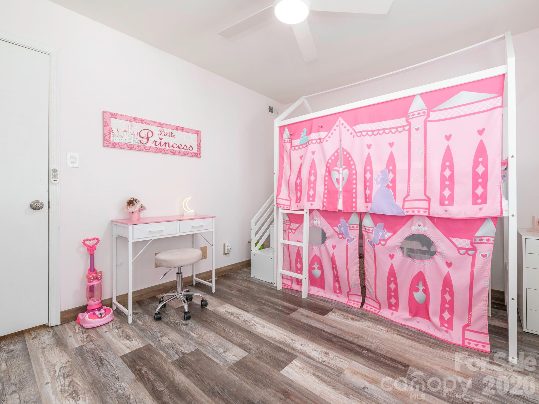 Quail Hollow Estates - Residential