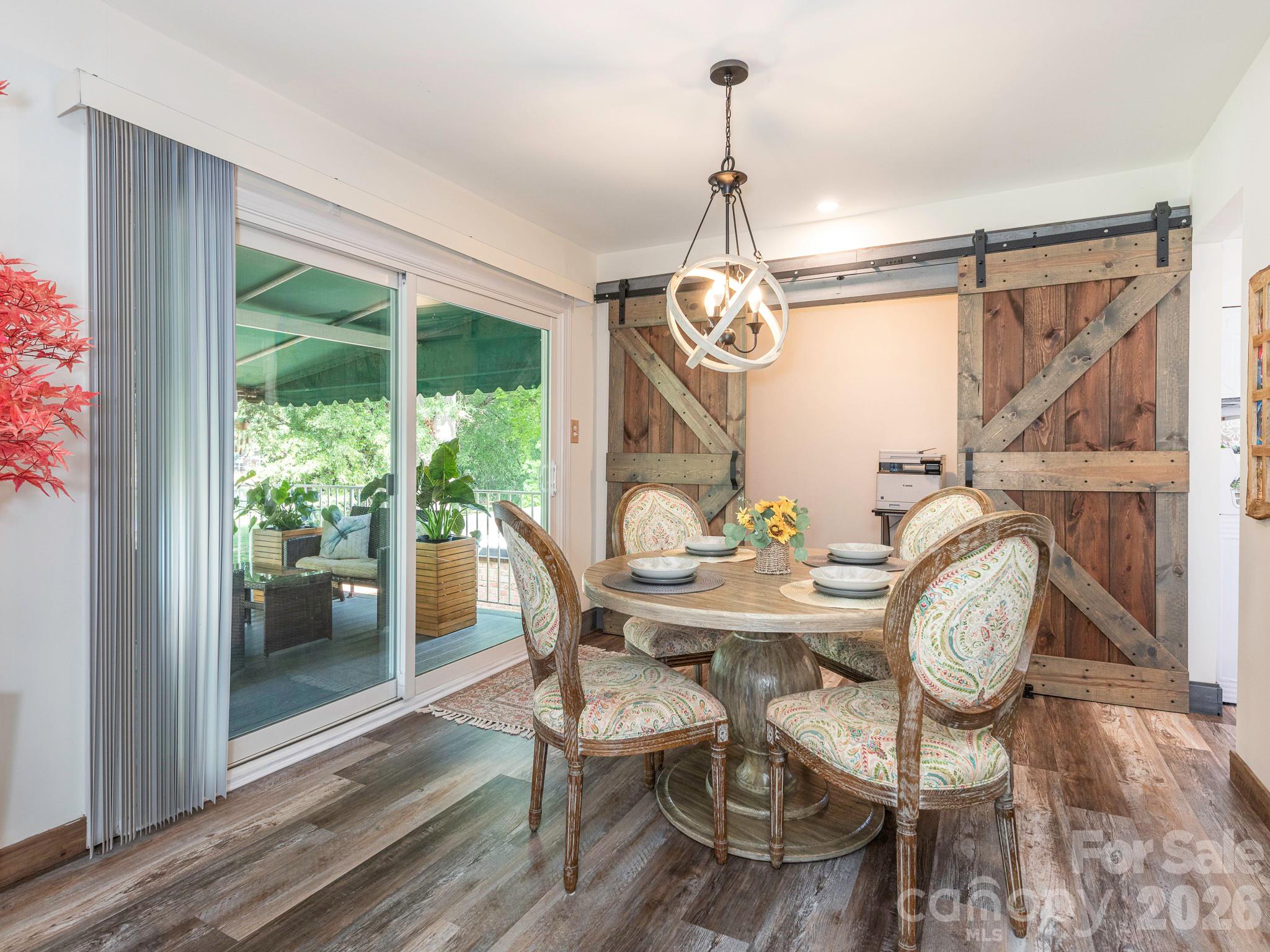 8340 Meadow Lakes Drive 8340