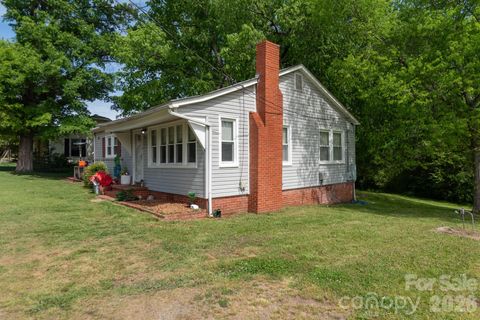 33 Central Heights Drive Concord NC 28025