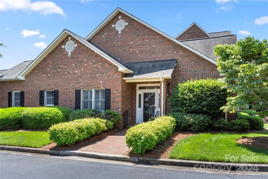 Welcome to this charming 2-bedroom, 2-bathroom townhome in a gated community, that combines modern updates with cozy living. Step into a bright & inviting living space featuring beautiful hardwood floors that flow seamlessly into the modern kitchen. The kitchen is a chef’s dream with all new stainless steel appliances replaced in 2020, complemented by new countertops and a sleek sink.  Open living area with abundant natural light.  Both bedrooms offer brand new carpet and fresh paint, ensuring a warm & inviting atmosphere. The master suite includes an en-suite bathroom for added privacy and convenience.  Both bathrooms feature dual sinks and ample space.
Enjoy the bright and airy sunroom, perfect for enjoying your morning coffee or hosting guests. 
Easy access to dining & shopping centers, this home is perfect for anyone looking for a blend of modern amenities and classic charm. Don’t miss the opportunity to make this beautiful property your own!