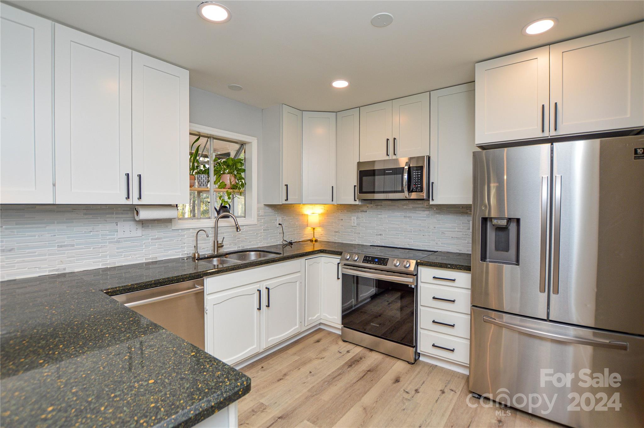 Hampton Green - Residential