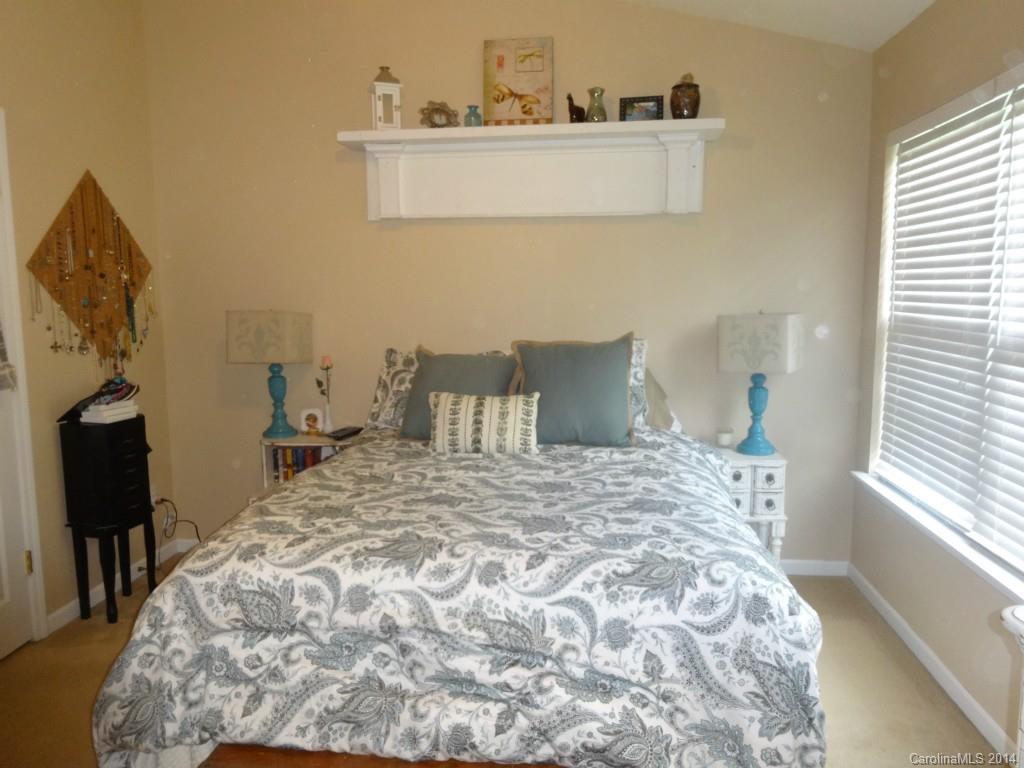 Windsor Trace - Residential