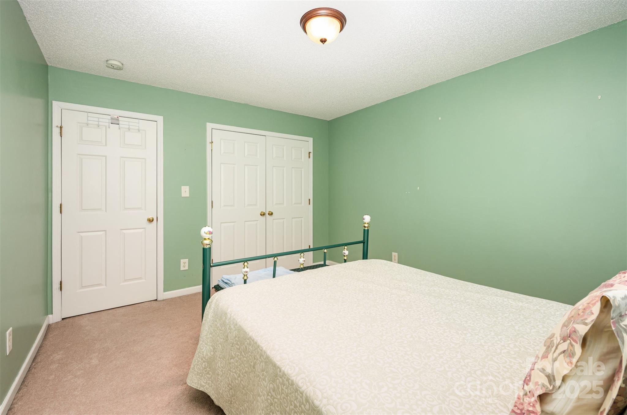 River Falls - Residential