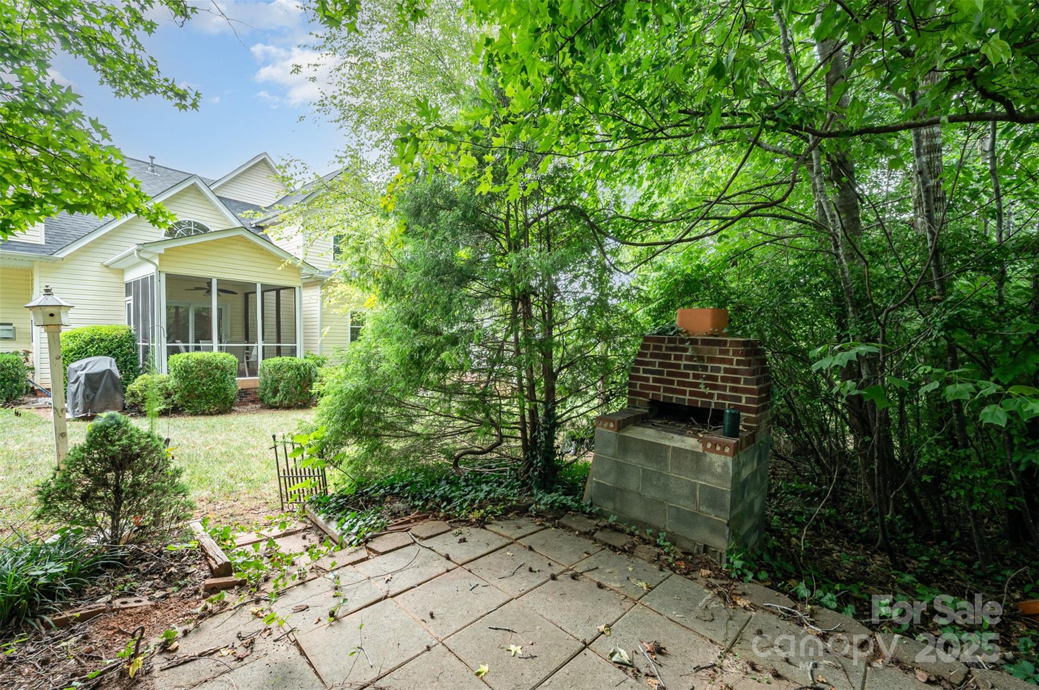 River Falls - Residential