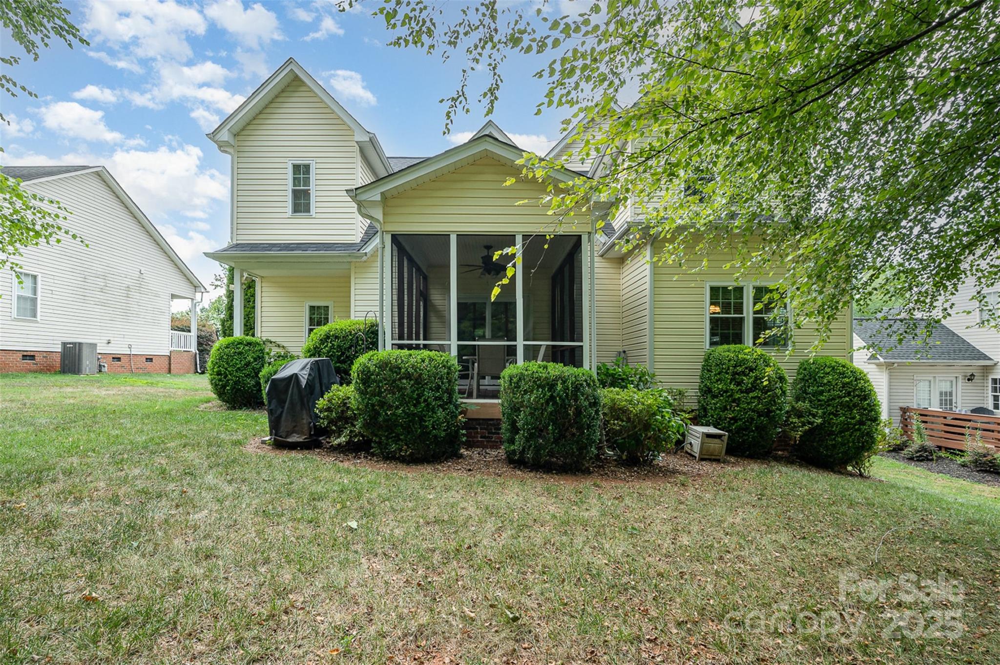 River Falls - Residential