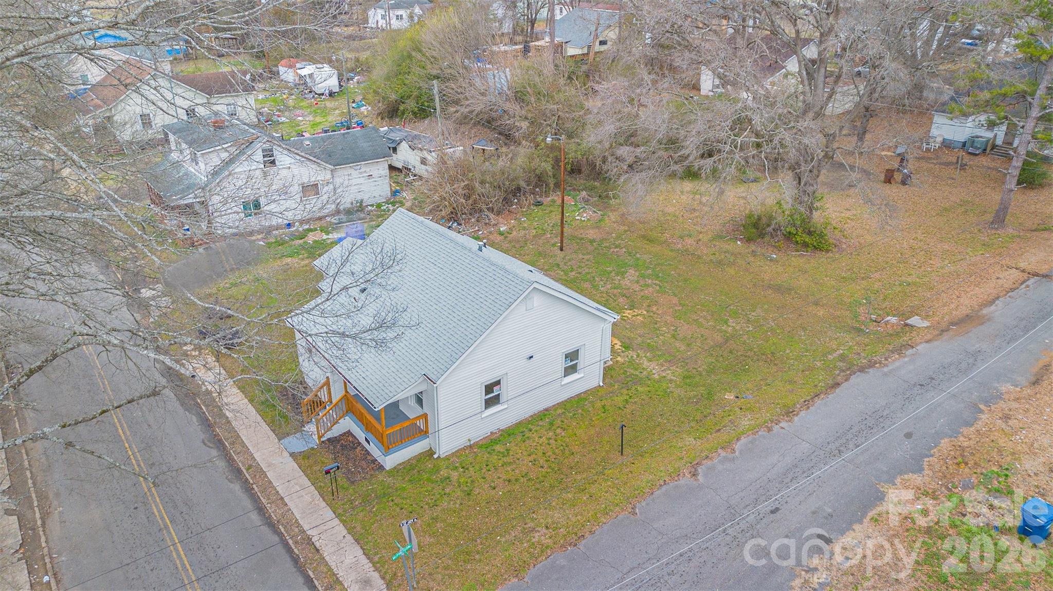 706 Sweeney Street 6