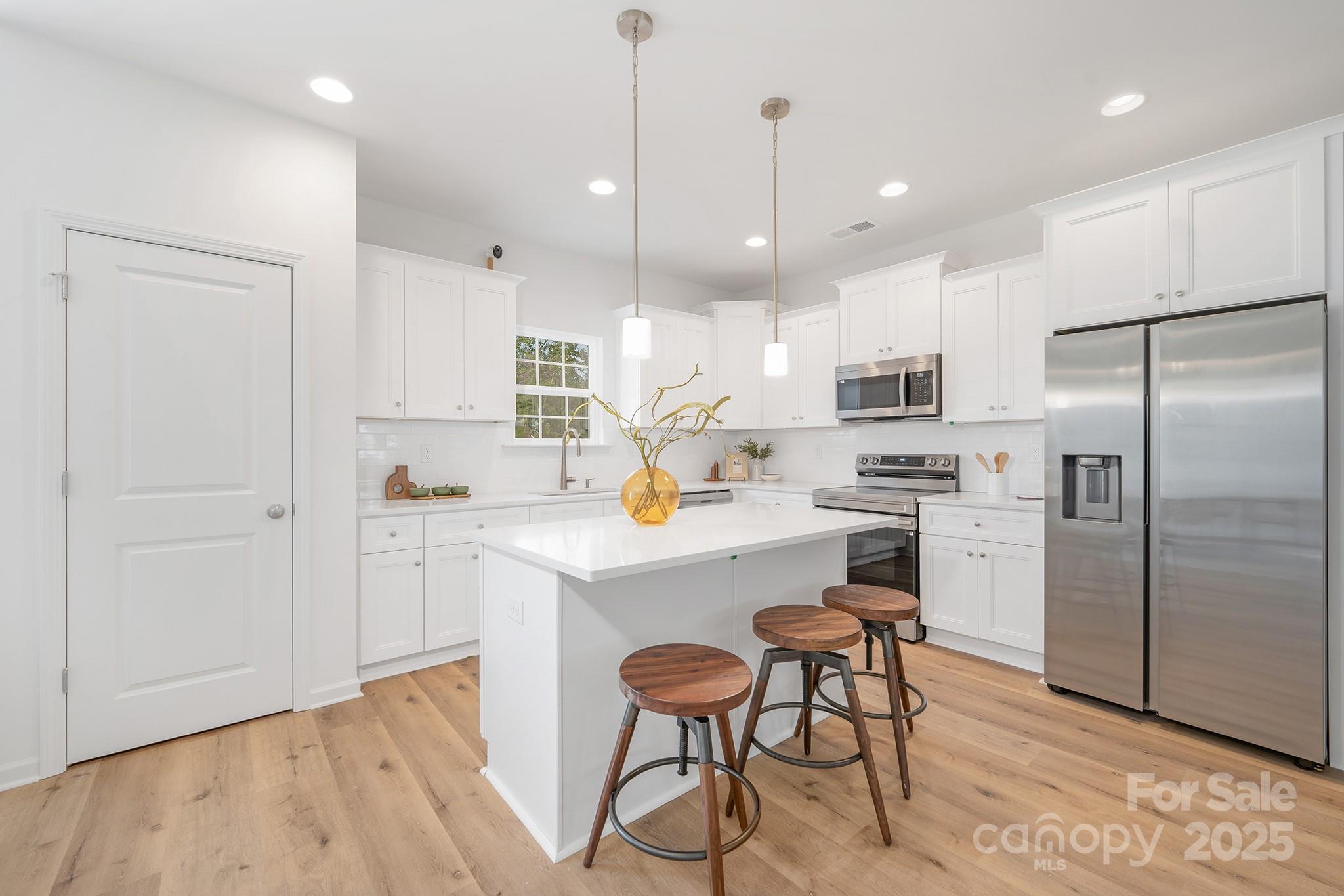 1148 Thayer Glen Court