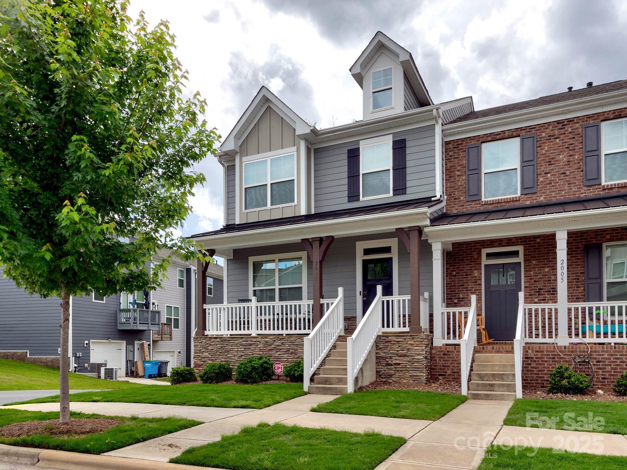 2001 Laurel Village Circle
