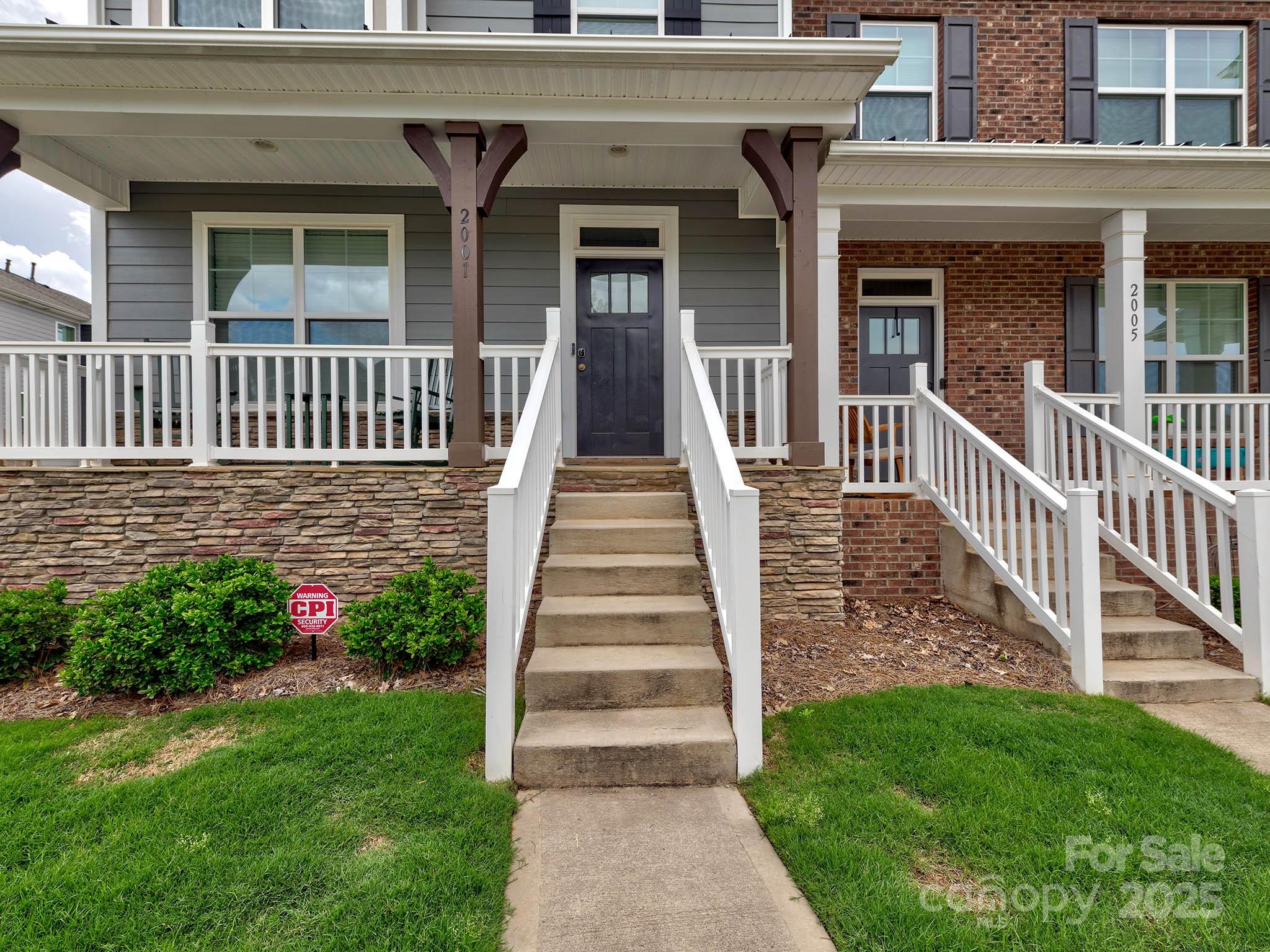 2001 Laurel Village Circle
