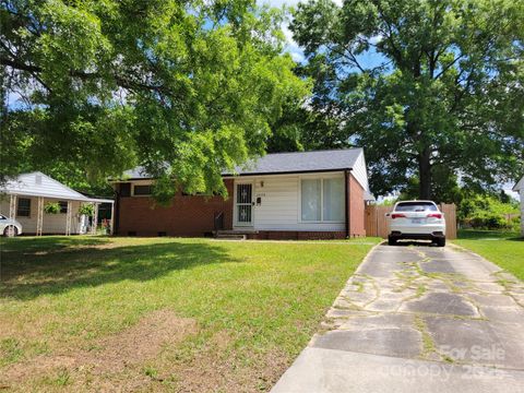 2939 Lasalle Street Charlotte NC 28216