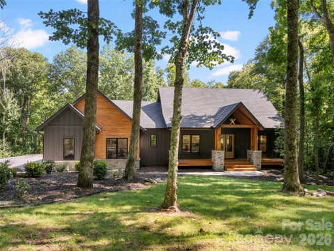 Photo of 80 Maple Grove Court, Hendersonville, NC 28792 (MLS # 4409881)