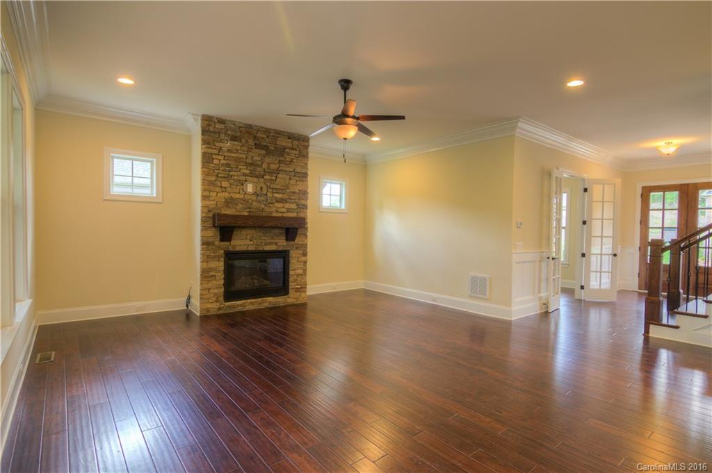 The Manors at Lake Ridge - Residential