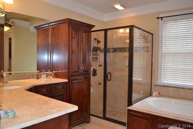 Laurel Creek - Residential