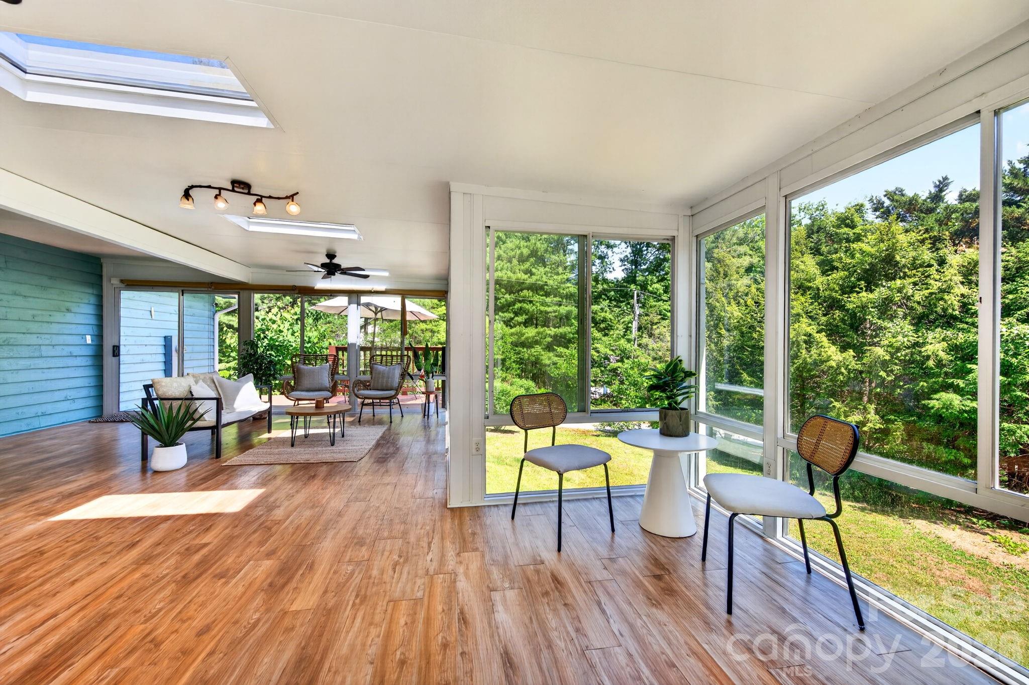 109 Lovers Loop Road