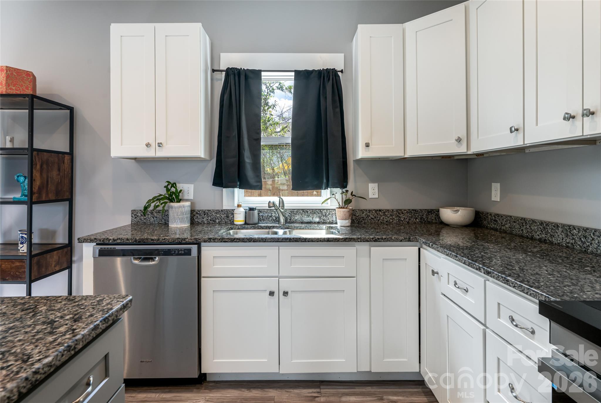 Alice Place - Residential