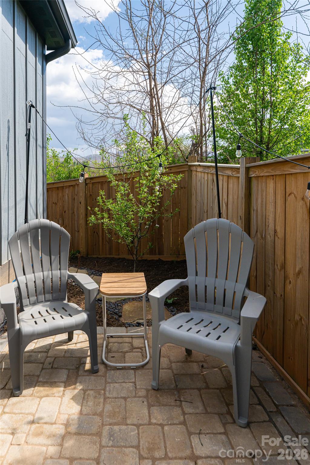 Alice Place - Residential