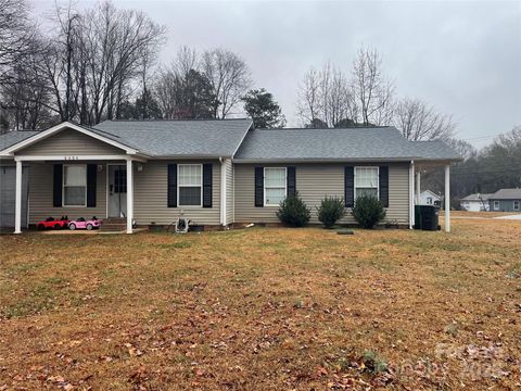 905 Peachtree Road Charlotte NC 28216