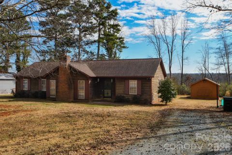 Photo of 2209 Waverly Drive, Monroe, NC 28112 (MLS # 4336873)