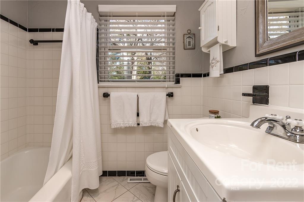 Cotswold - Residential Lease