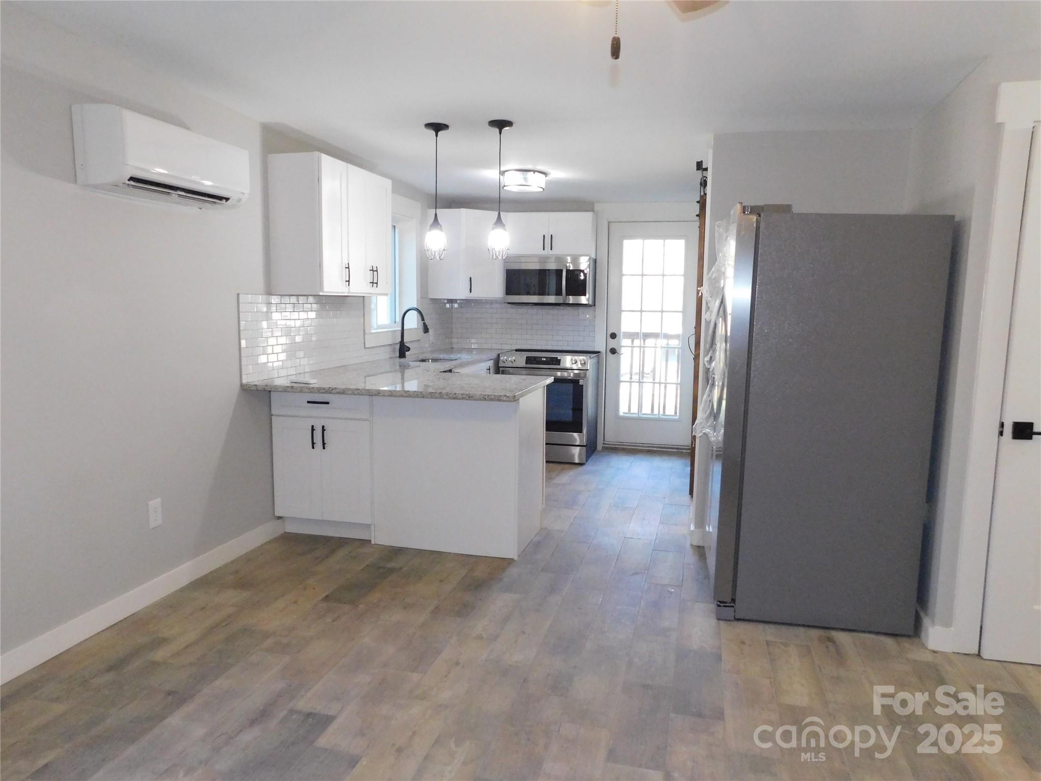 810 Marve Street 3