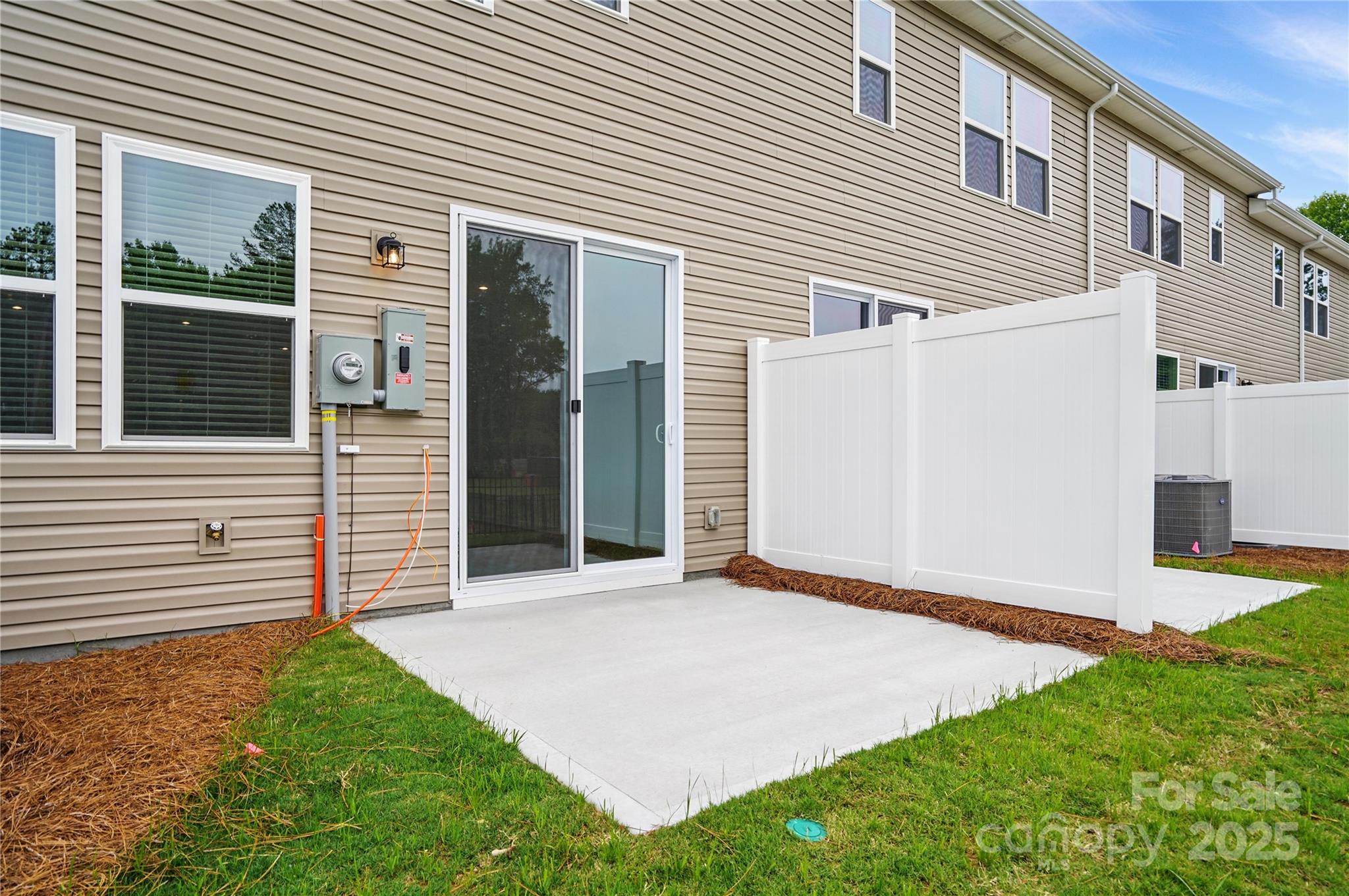 Stonesummit - Residential