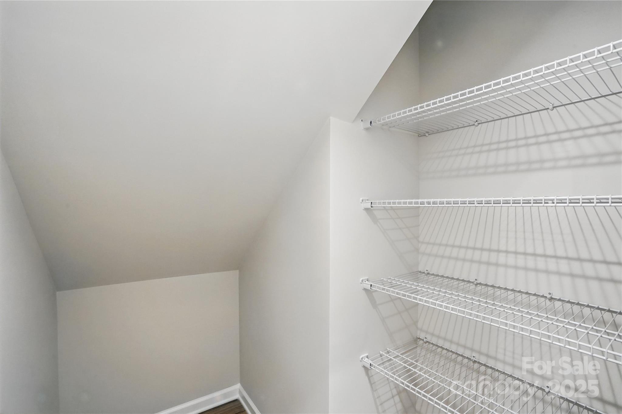 Stonesummit - Residential