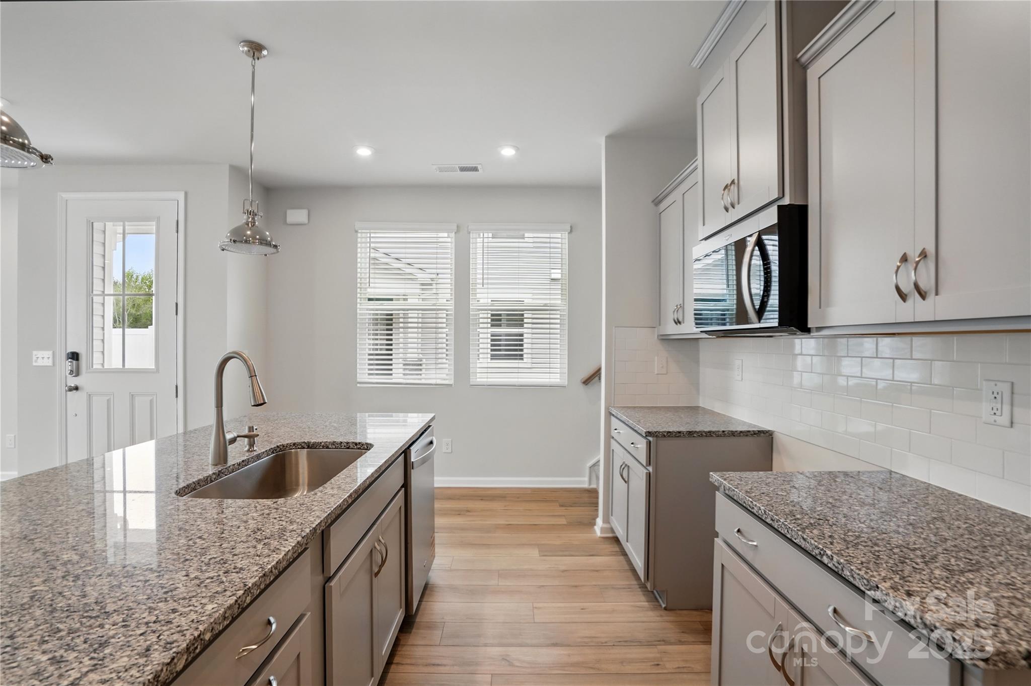 Stonesummit - Residential