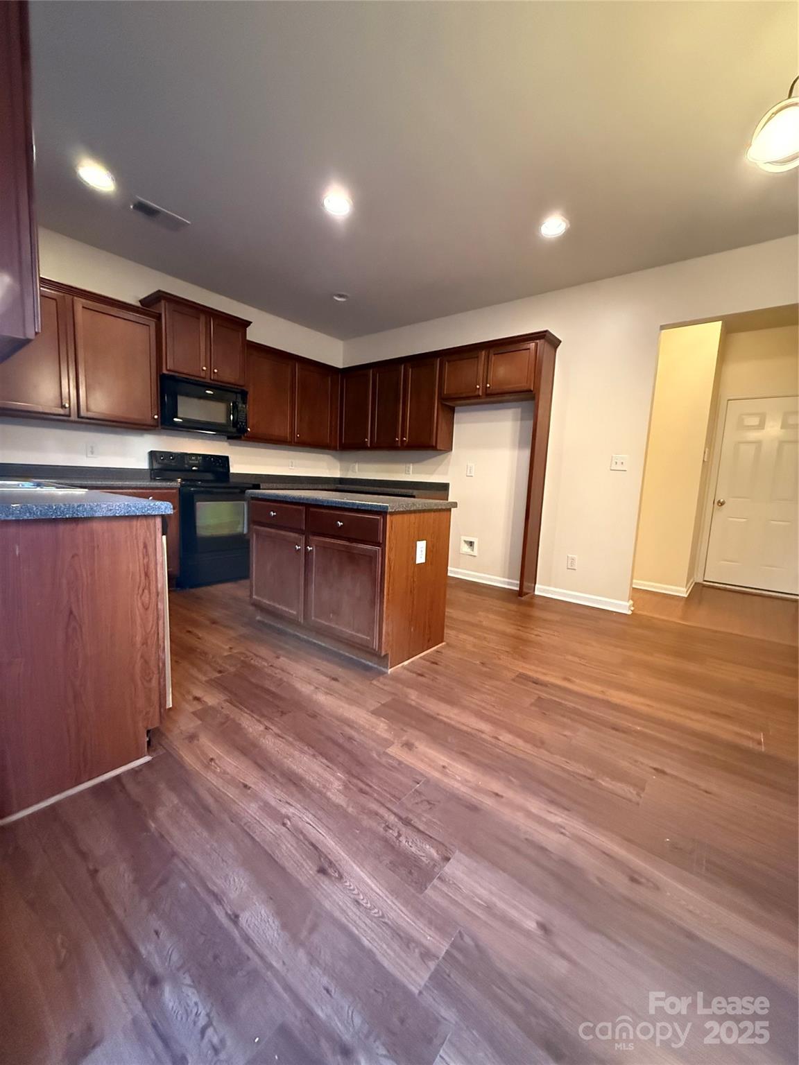 1595 Tranquility Avenue NW