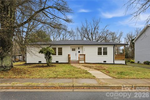 523 Biltmore Street Mooresville NC 28115