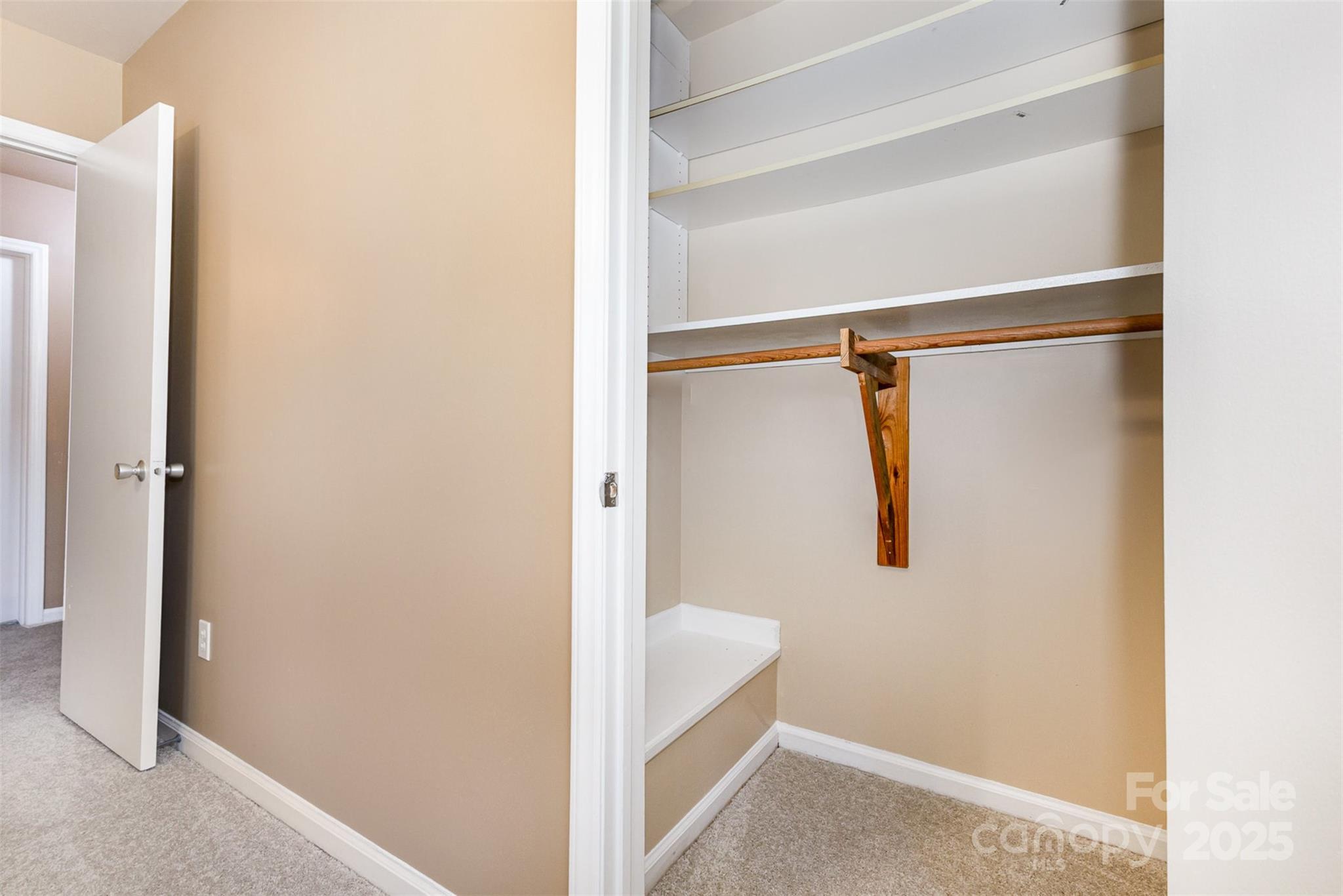 Carriage House - Residential