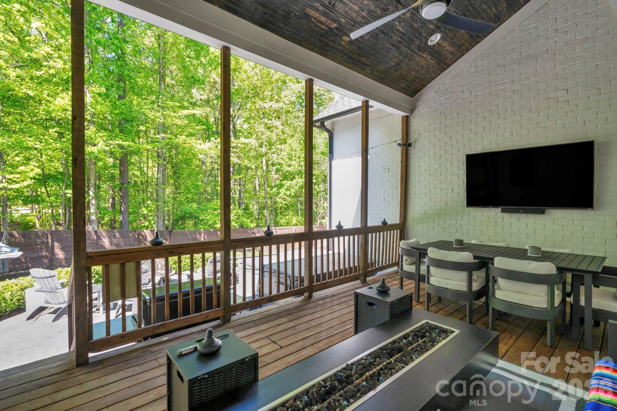 Carolina Coves - Residential