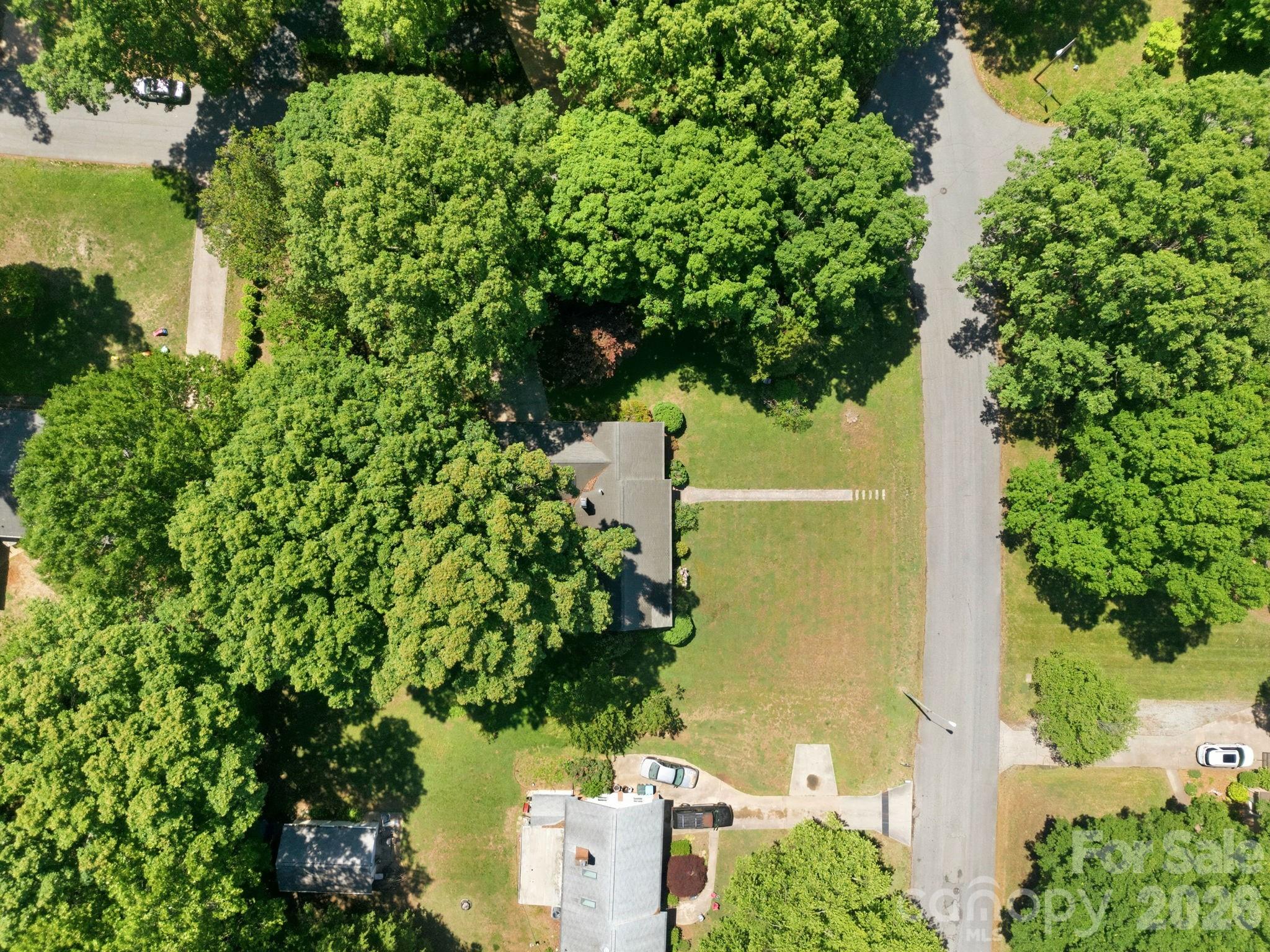 401 White Oaks Drive