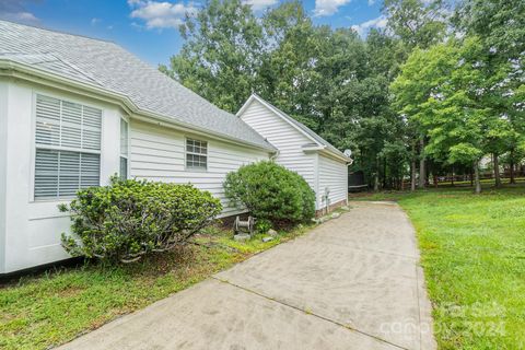 A home in Huntersville