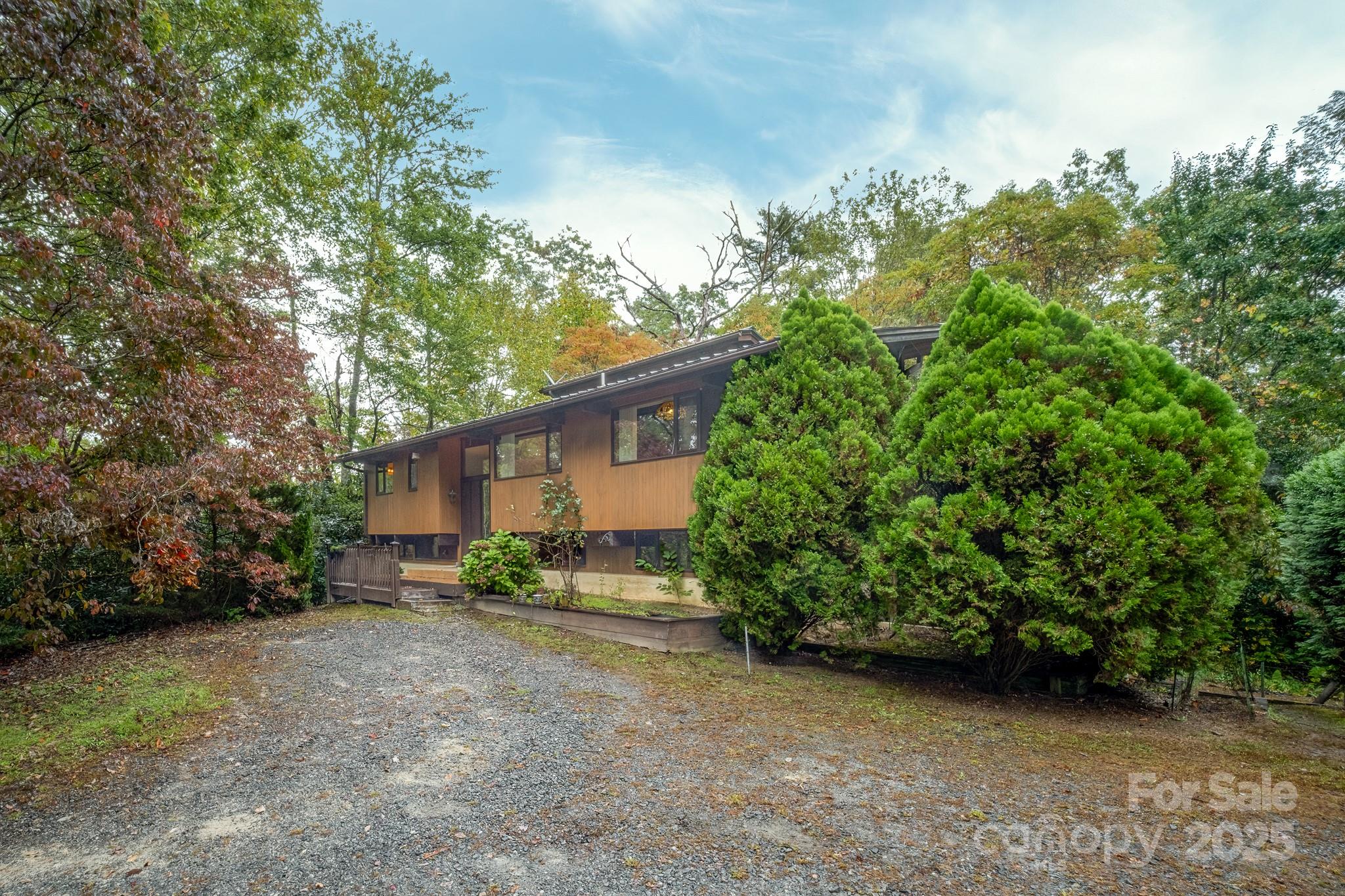 75 Cascade Trail