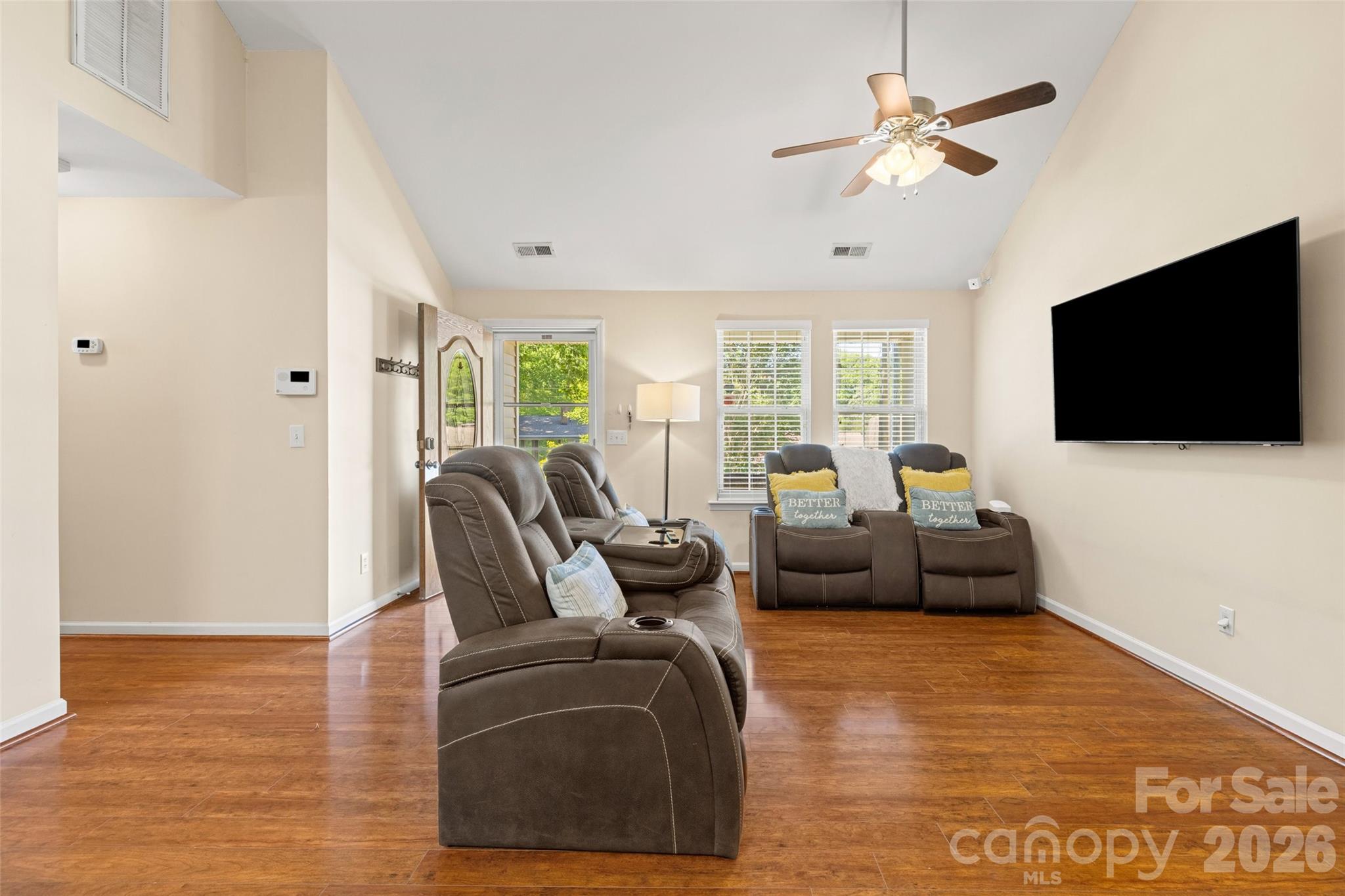5821 Rowan Way