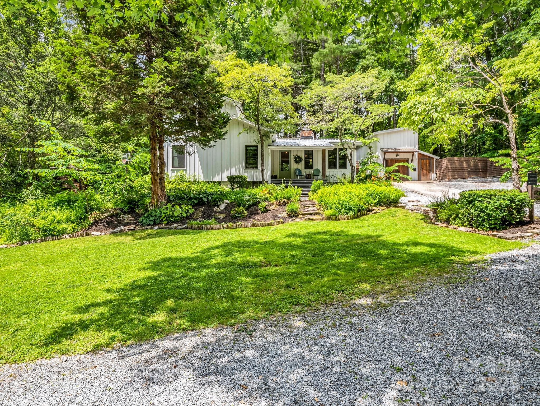2525 Kanuga Road