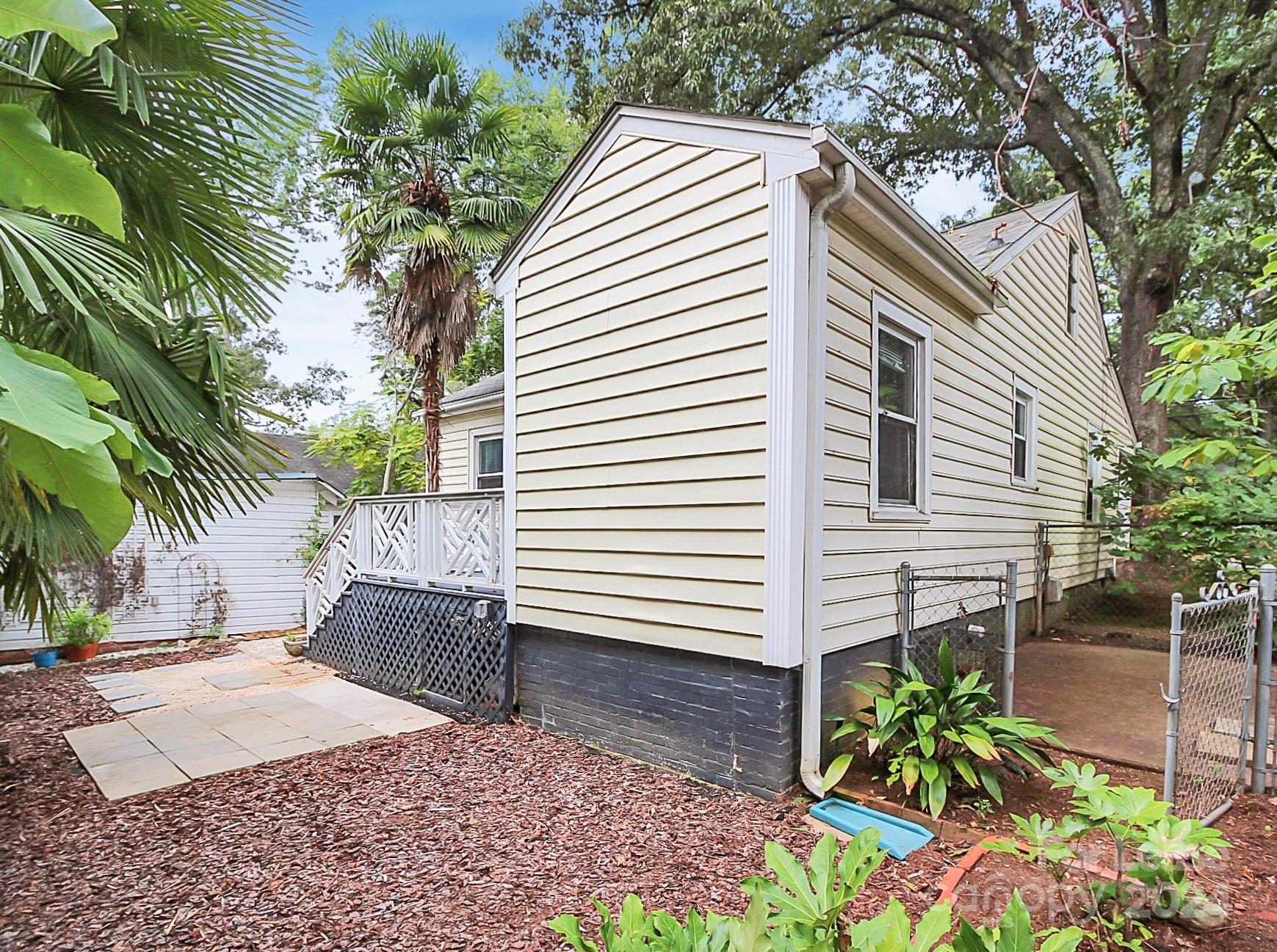 York Chester - Residential Lease