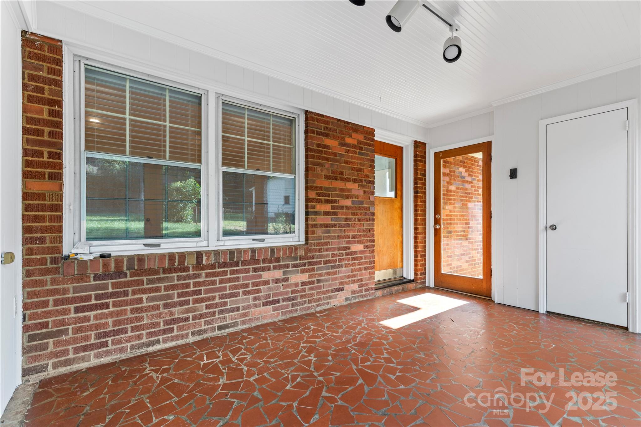 Madison Park - Residential Lease