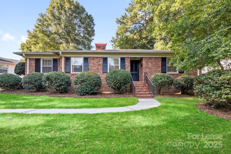 Super Brick Ranch in Desirable Madison Park!   Hardwoods Refinished, Recently updated Bath with Luxury Shower.  Living Room with fireplace. Updated Kitchen with granite and new stainless range & dishwasher. Den or 4th bedroom.  Great Sun-Room with auxiliary HVAC.(not included in HLA footage) Fenced Yard and storage shed.
Owners are NC Real Estate Brokers