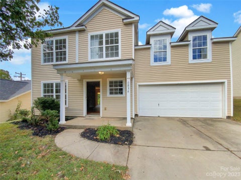 Photo for 6834 Squirrels Foot Court