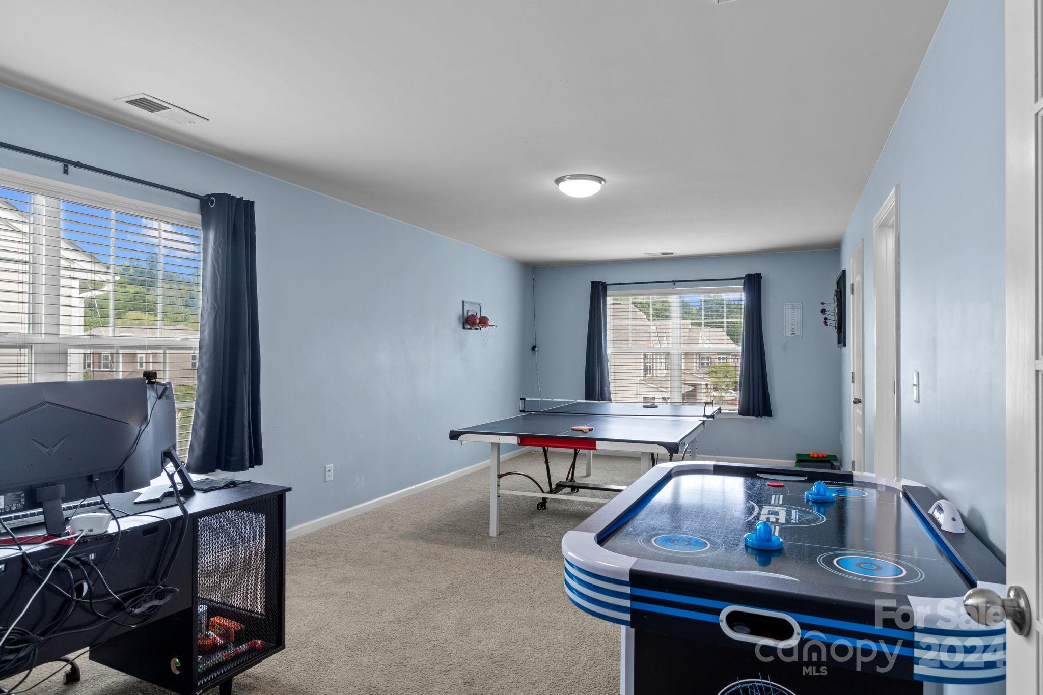 Fullerton Place - Residential