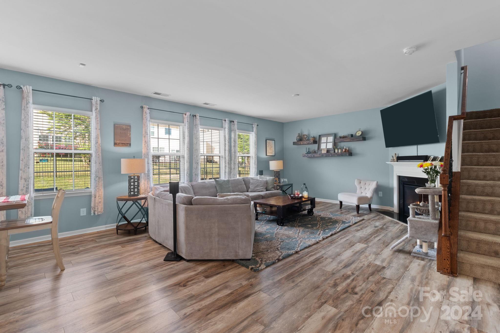 Fullerton Place - Residential