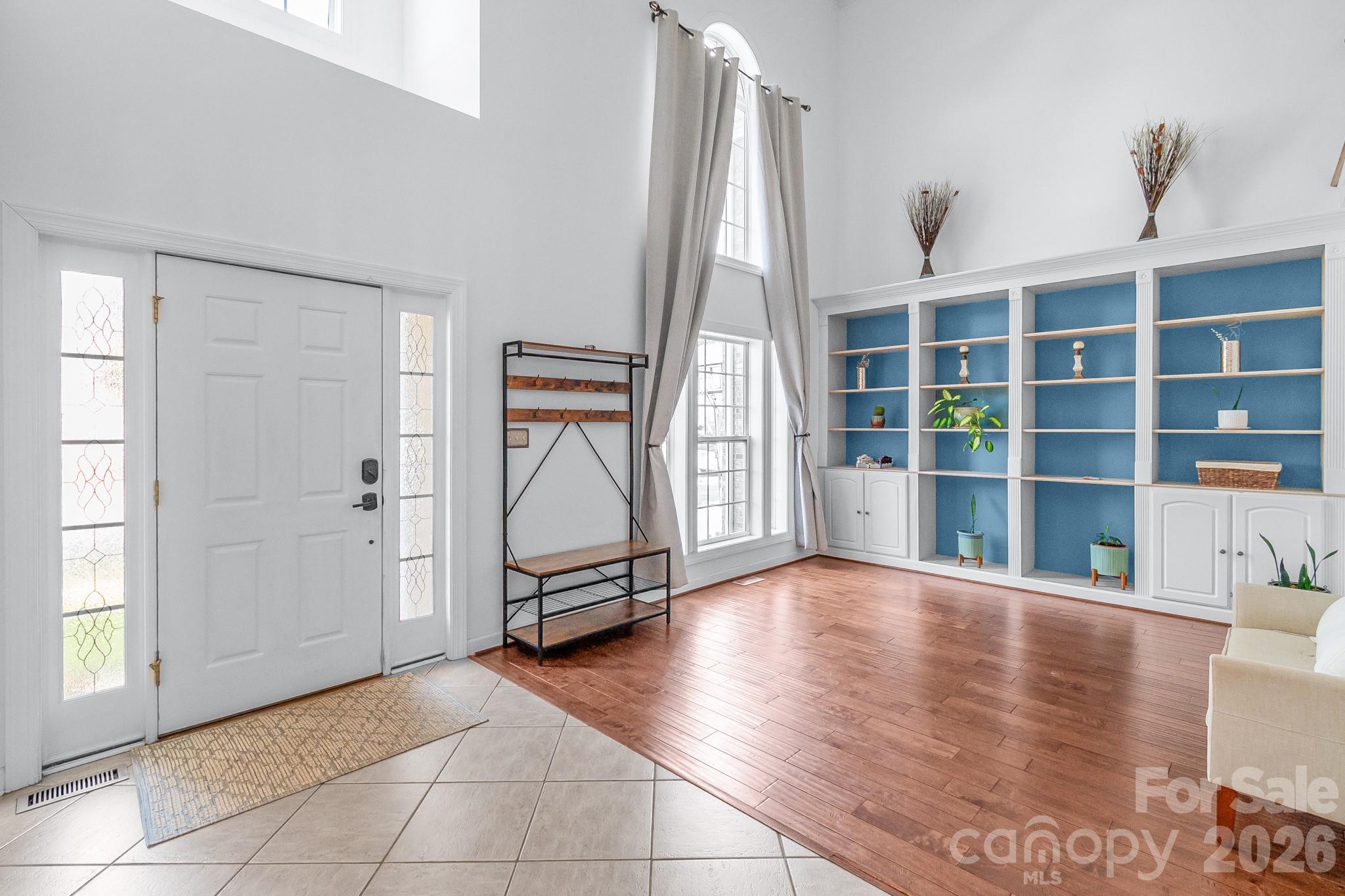 402 Deercross Lane