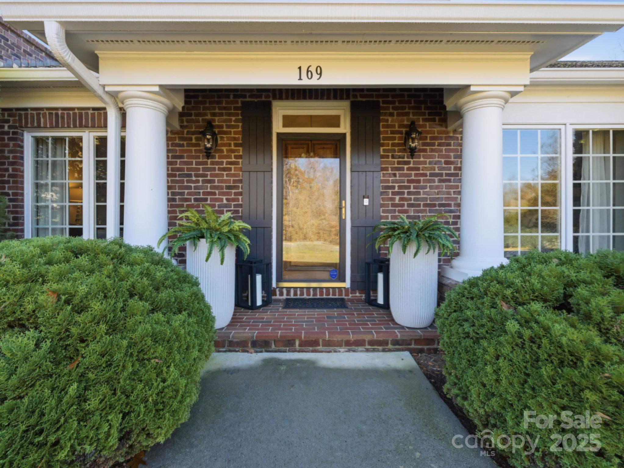 169 42nd Avenue Drive NW