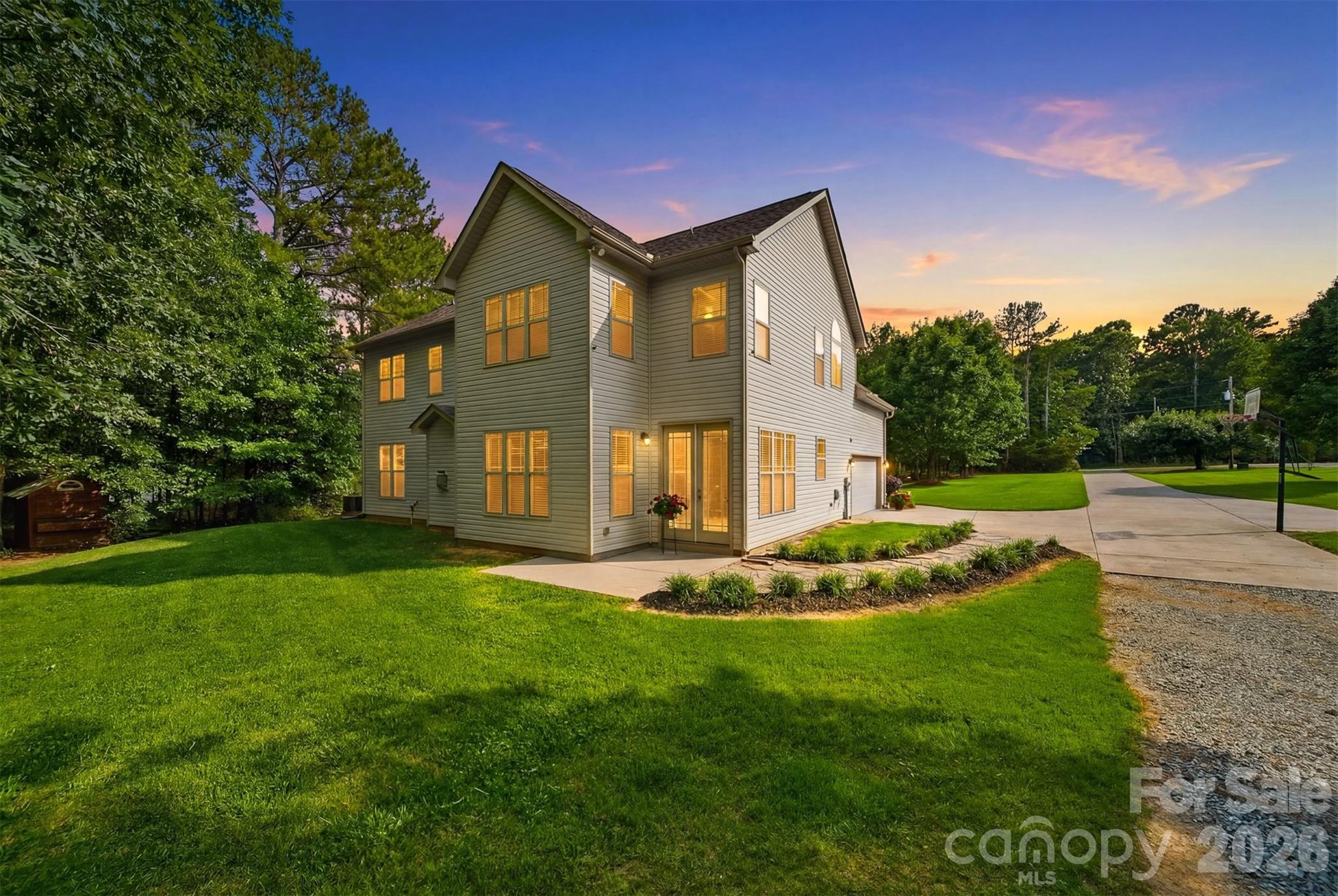 2419 Dellwood Drive