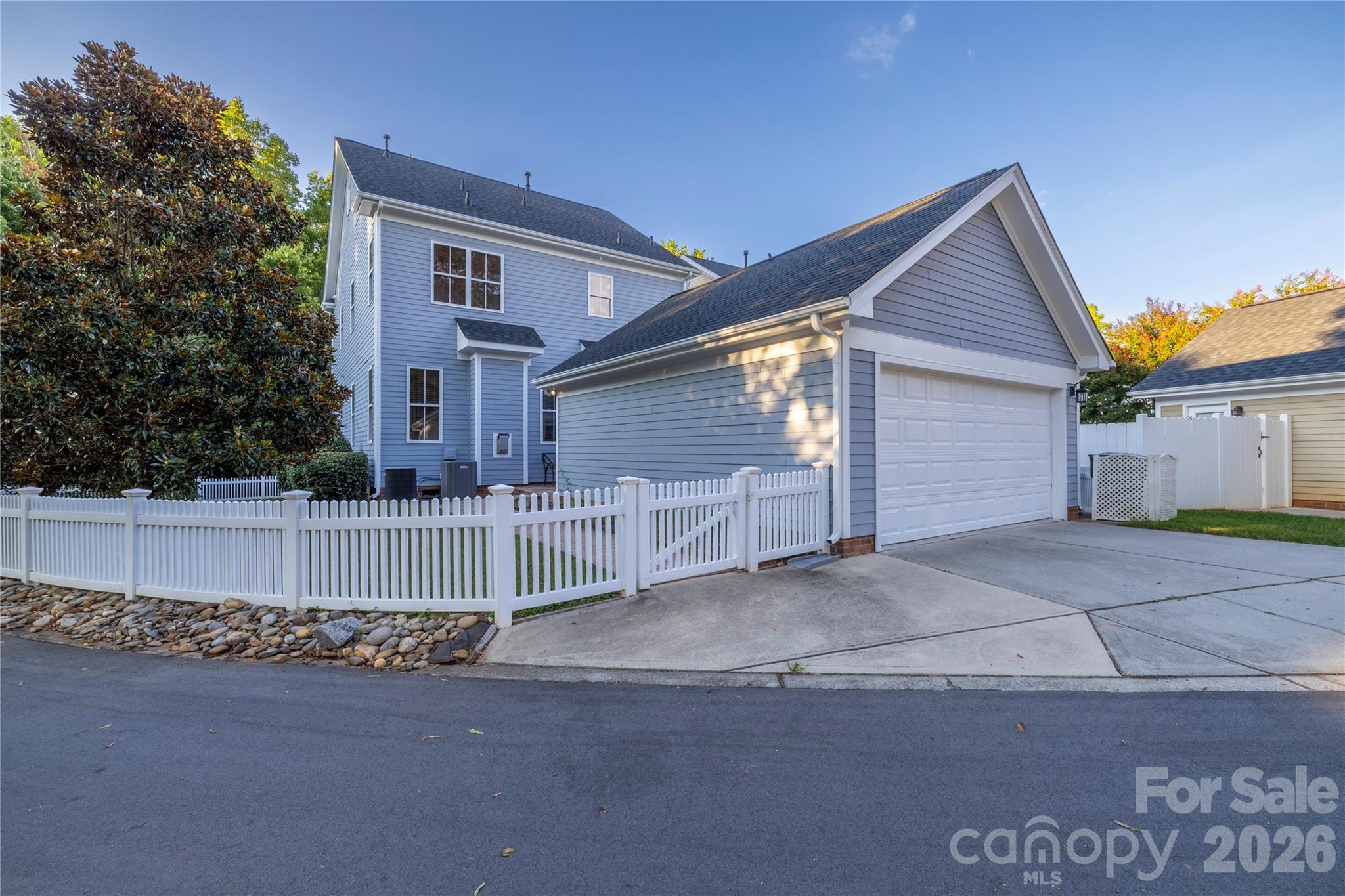 116 Gresham Lane