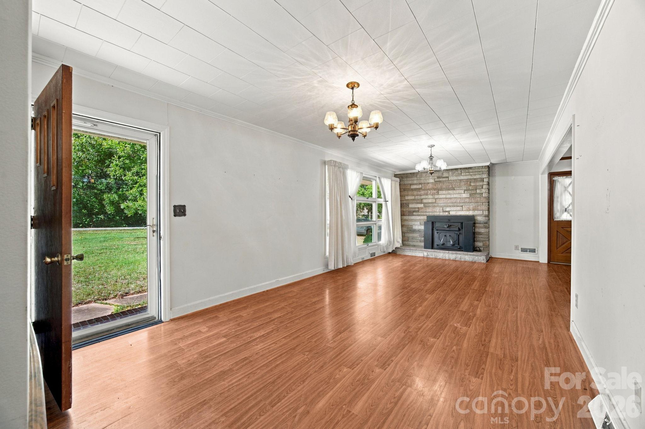 816 Central Avenue